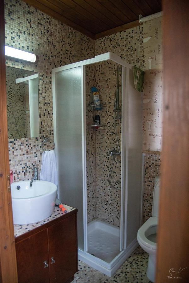 *2 bdr log house /mountains/Queen bed/fireplace Gourri Extérieur photo